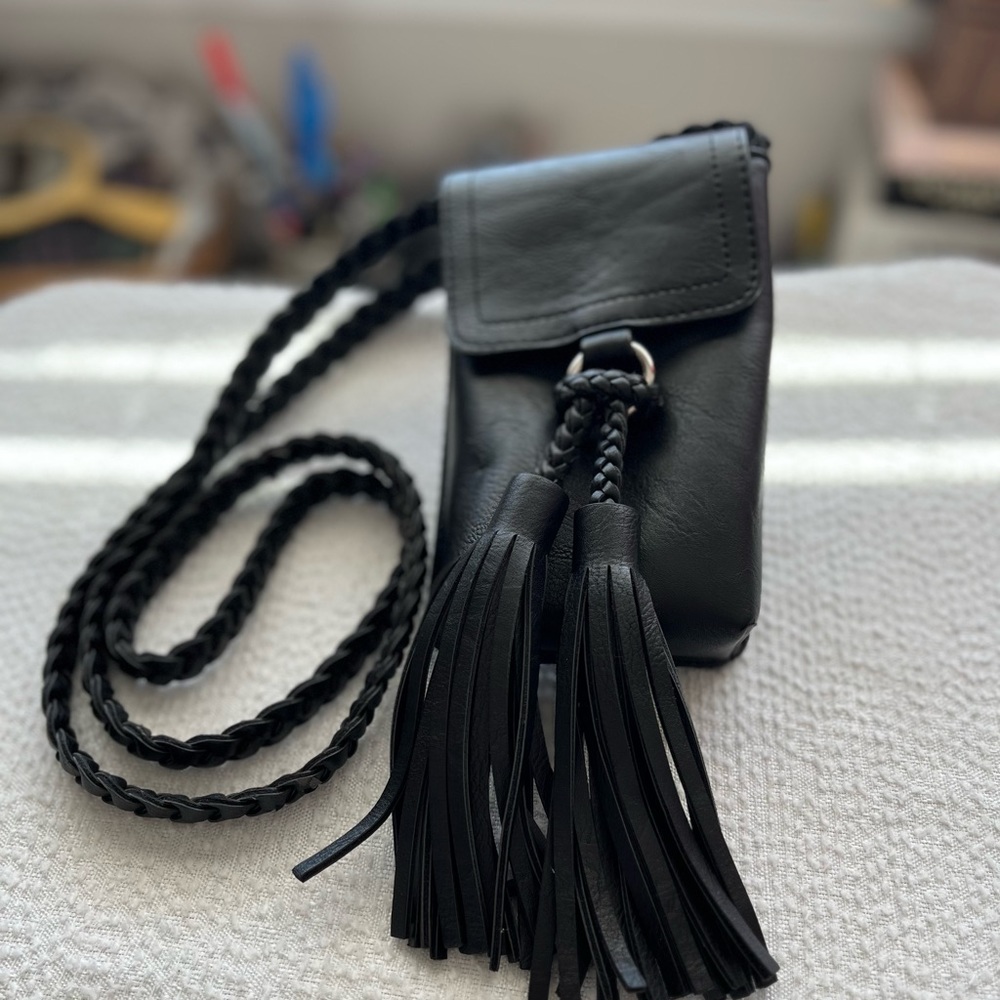 Crossbody tassel bag